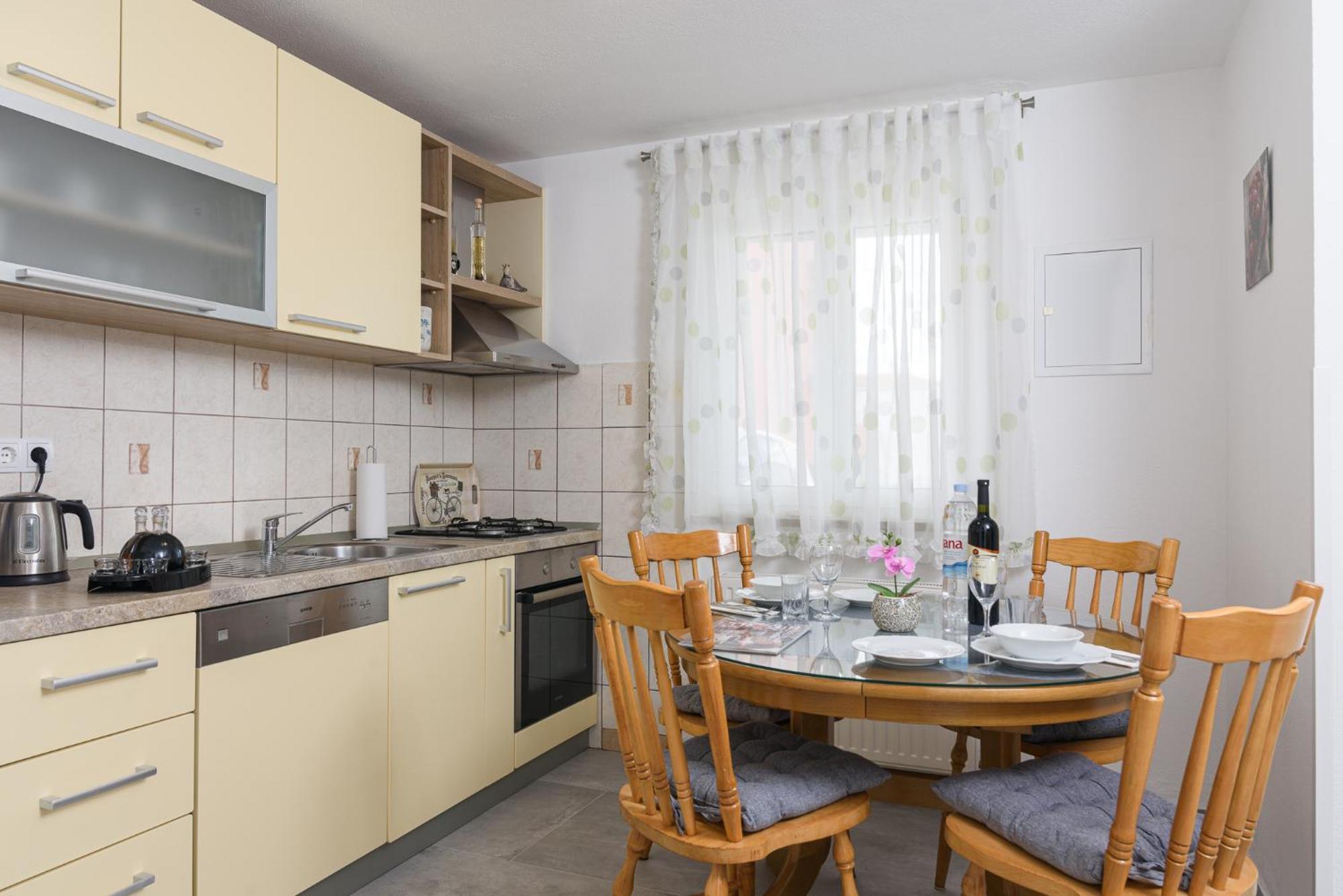 Apartman Karic Trogir Luaran gambar